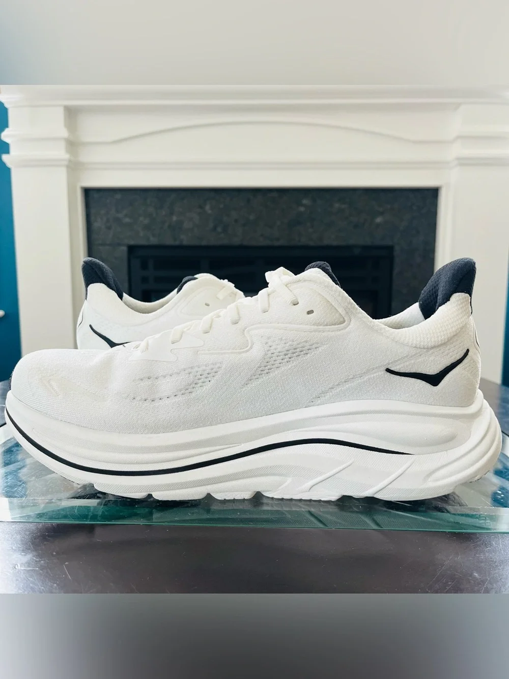 Sz 9.5D Hoka One One HOKA Clifton 10 White/Black 1162030/WBLC